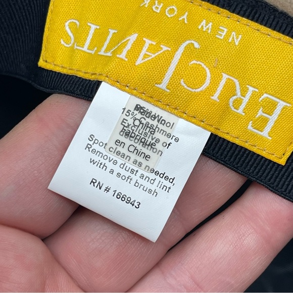 Eric Javits light oat cream wool cashmere hat with wide brim - Picture 5 of 8